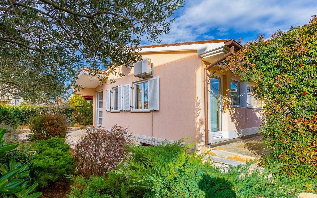 Holiday Home Batel Пула Экстерьер фото
